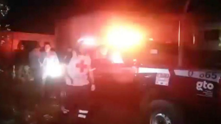 Encuentran el cadáver calcinado de una mujer al interior de un automóvil en llamas en Michoacán