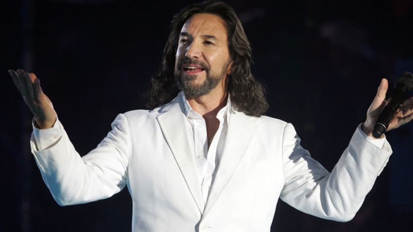 ¿Palabra de Dios? 'El Buki' envía convincente mensaje en Twitter; lo comparan con Jesucristo
