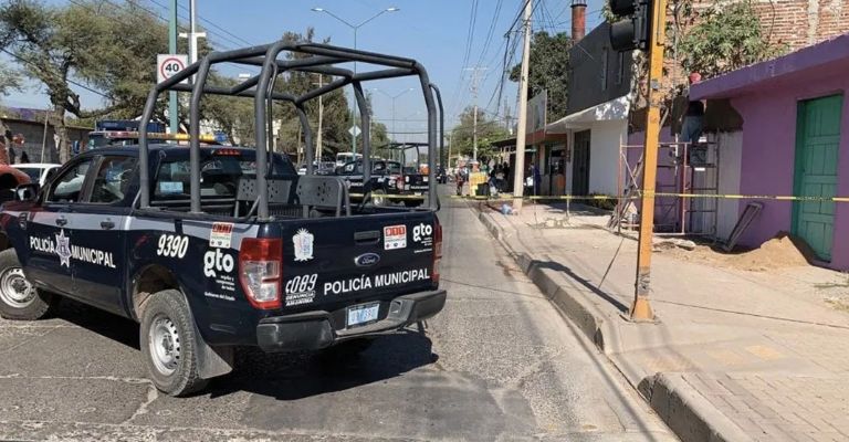 Autoridades llegan al sitio