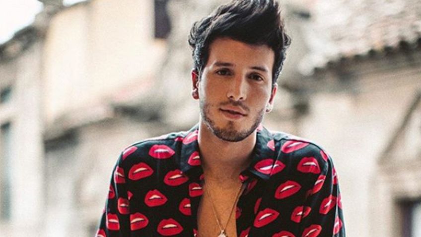 Sebastián Yatra se quita la ropa y acalora las redes con FOTO frente al espejo: "Primero vístete"