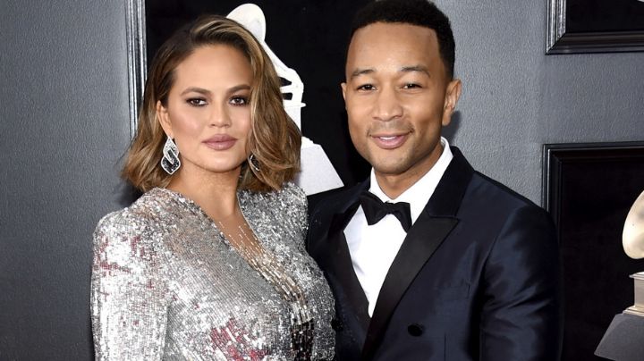 Tras vivir una horrible tragedia, Chrissy Teigen y John Legend exhiben desgarrador momento