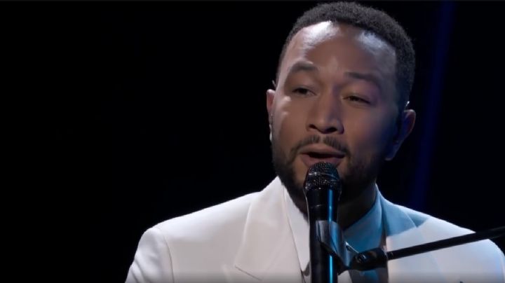 John Legend dedica presentación a su esposa tras perder a su bebé y conmueven a todos