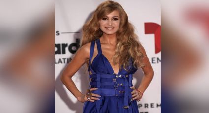 "Se adelantó Halloween": Se comen viva a Paulina Rubio por lucir así en los Billboard