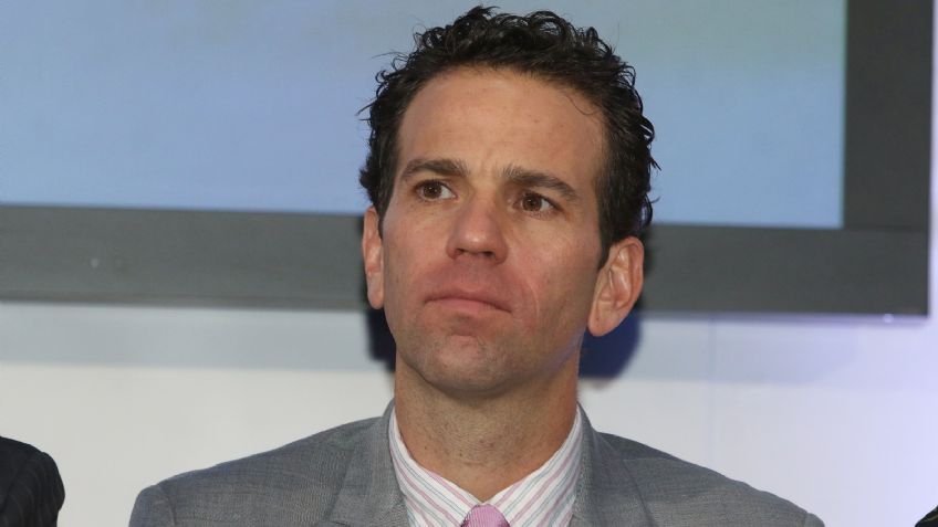 Florence Cassez y el montaje que persigue a Carlos Loret de Mola desde 2005