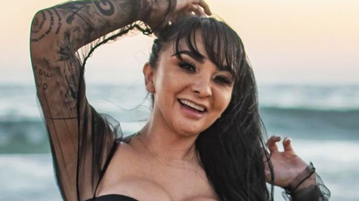 'Wanders Lover' se deja ver en coqueta sesión fotográfica desde la playa