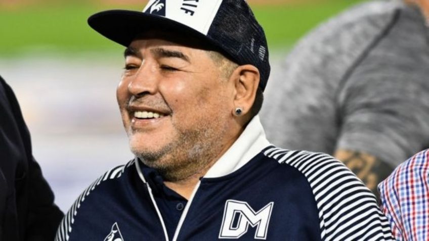 Diego Maradona: La operación del 'Pelusa' fue exitosa: "Está despierto y bien"