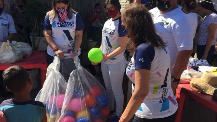 Escuadrón Vial Independiente arranca con recolección de regalos