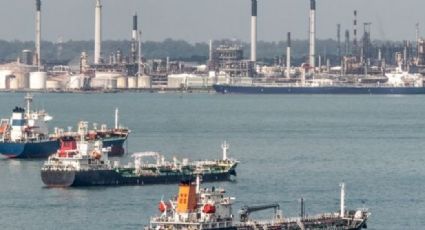 Terror en altamar: Arabia Saudita informa de un "ataque terrorista" a un petrolero de Singapur