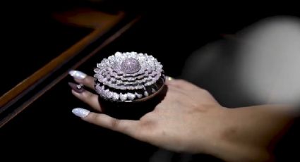 VIDEO: Dan récord Guinness al anillo con más diamantes del mundo; tiene más de 12 mil