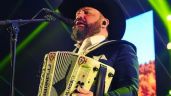 Ricky Muñoz, vocalista de Intocable, se vacuna contra el Covid-19 y narra los efectos secundarios