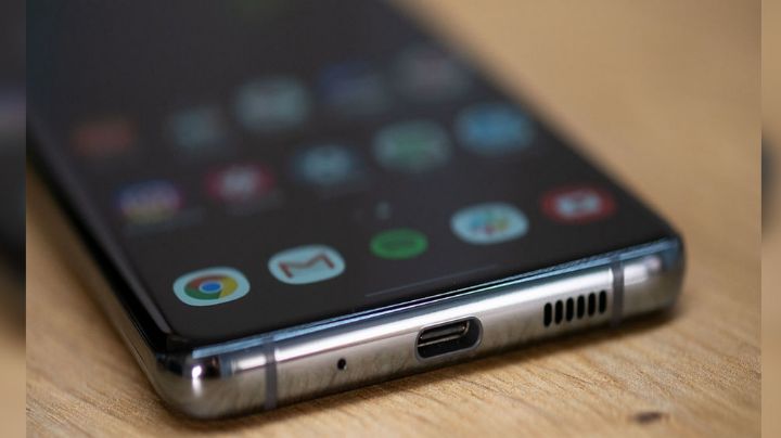 Apple, Xiaomi y Samsung: Estos son los dispositivos que no incluyen cargador