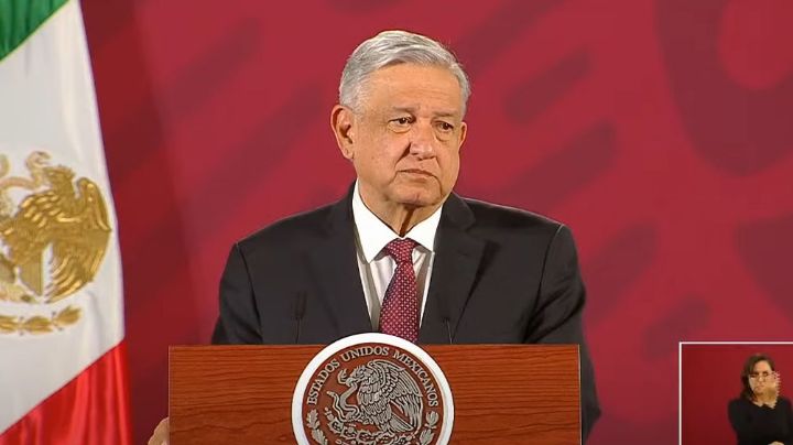 AMLO habla con Trump y acepta reducir producción de petróleo a 100 mil barriles