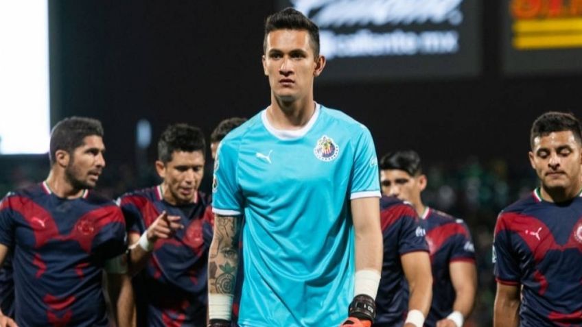 Oswaldo Sánchez aconseja a Raúl Gudiño irse a jugar a los Pumas de la UNAM