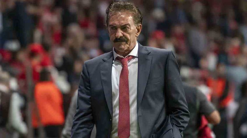 Ricardo La Volpe termina con una era en el banquillo; dejará la dirección técnica