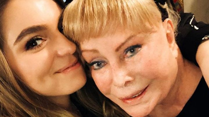 Sofía Castro comparte triste foto del funeral de su abuela, madre de 'El Güero' Castro