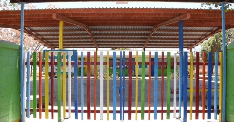 Los centros escolares permanecen cerrados por la cuarentena