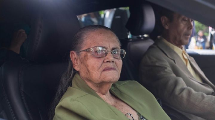 'Chapo' Guzmán se las ingenia para mandar flores a su madre por su cumpleaños