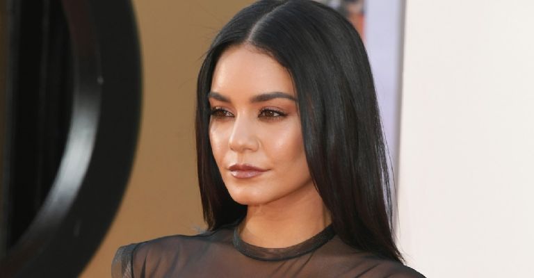 Vanessa Hudgens se habría casado en secreto en las playas de Tulum México