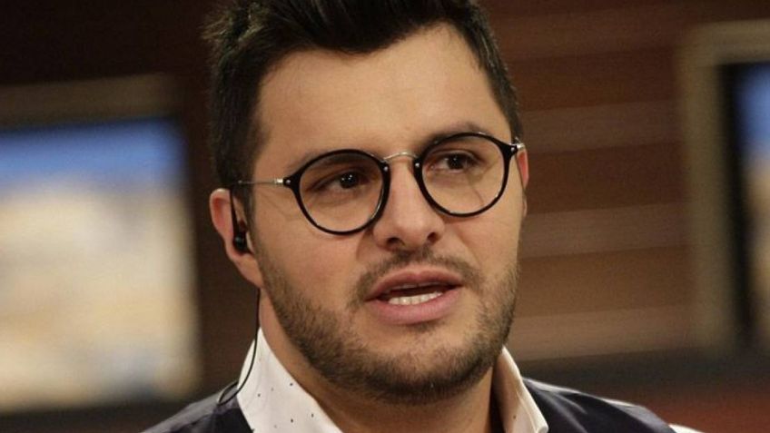 ¡Golpe a Nodal! Conductor de Televisa se rinde a los pies de Belinda: "Estoy a dos de tatuármela"