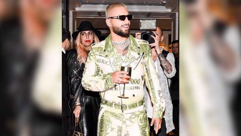 Maluma presume foto junto a Salma Hayek al recordar su paso por la MET Gala