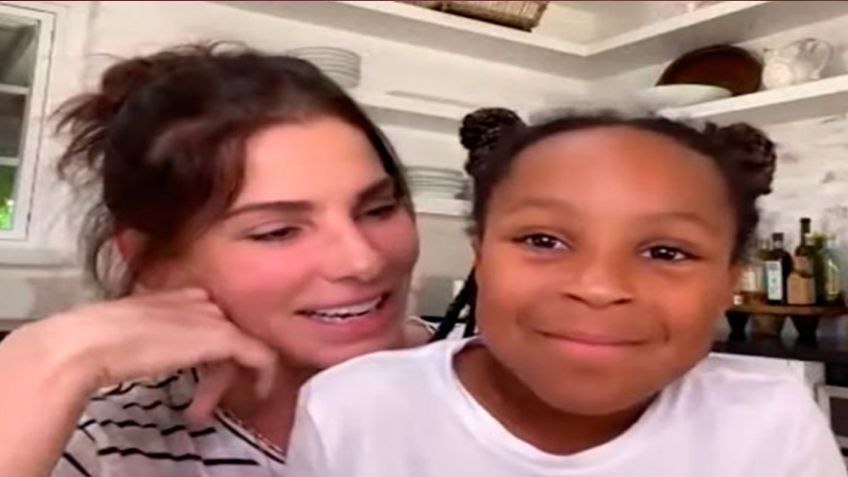 Sandra Bullock presume a su hermosa hija Laila en el programa ‘Red Table Talk’