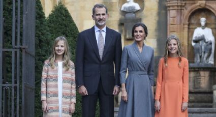 El Rey Felipe recibe órdenes de su hija, la Princesa Leonor, y conmueve al mundo