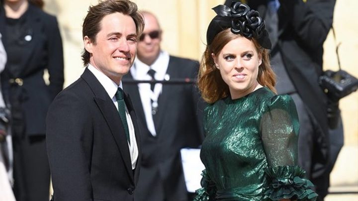 Nieta de la Reina Isabel II se casa en secreto en plena contingencia social