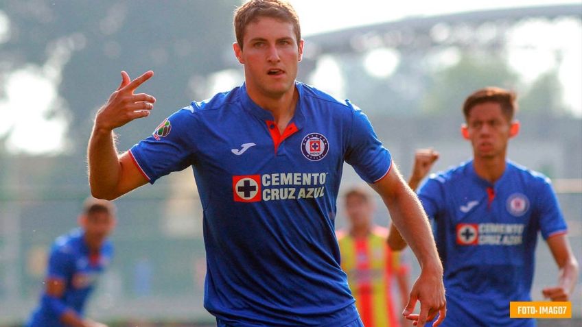 ‘El Chaquito’ se queda; el Cruz Azul le renueva el contrato de Santiago Giménez
