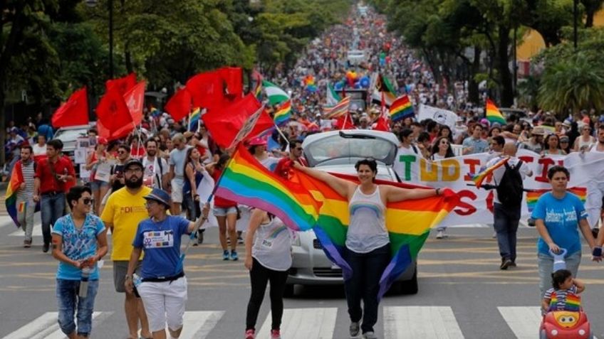 Aprueban castigar a los que traten de "curar" la homosexualidad con terapias de conversión en CDMX
