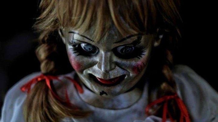 Annabelle, la muñeca maldita, desaparece del museo Warren y las redes explotan
