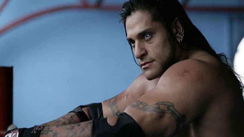 ¿Cibernético al borde de la muerte? El luchador cuenta sobre la dolorosa cirugía que sufrió