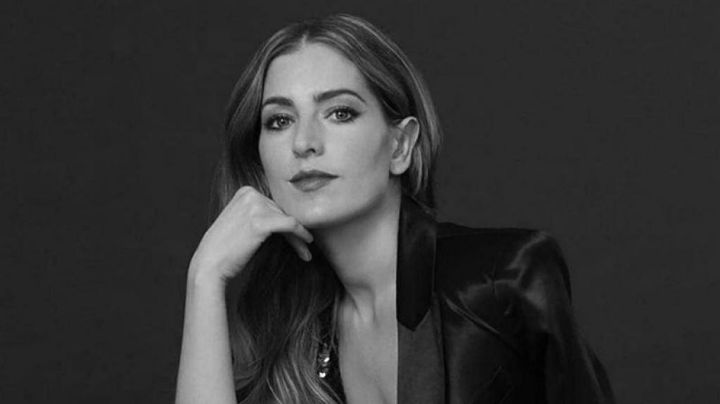 María Inés presume 'look' en el foro de Multimedios y alegra el jueves a sus fans