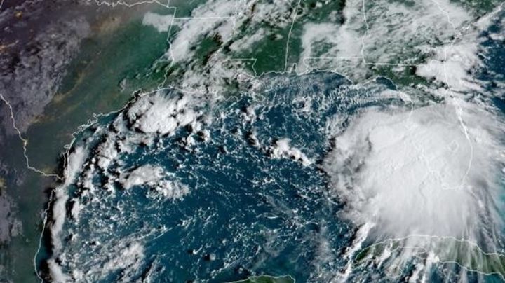 ¡Nueva amenaza! Tormenta 'Sally' se fortalece con fuertes lluvias en costas de EU