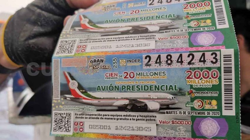 Gobernador de Tabasco gasta 100 mil pesos en 'cachitos' para la rifa del avión