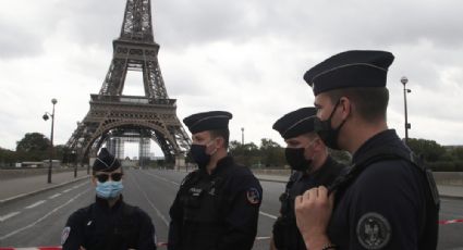 Torre Eiffel, bajo amenaza: Evacuan el famoso monumento por presunta bomba