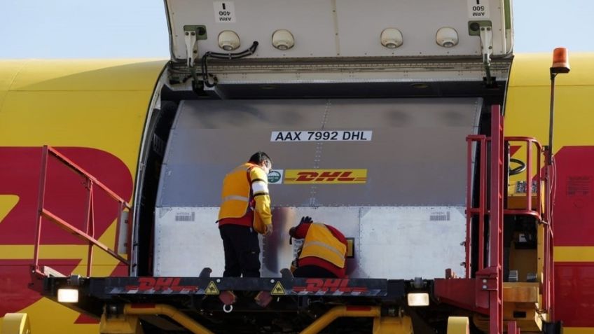 Sedena: "Las dosis de vacunas Pfizer se repartirán hoy en diversos estados"