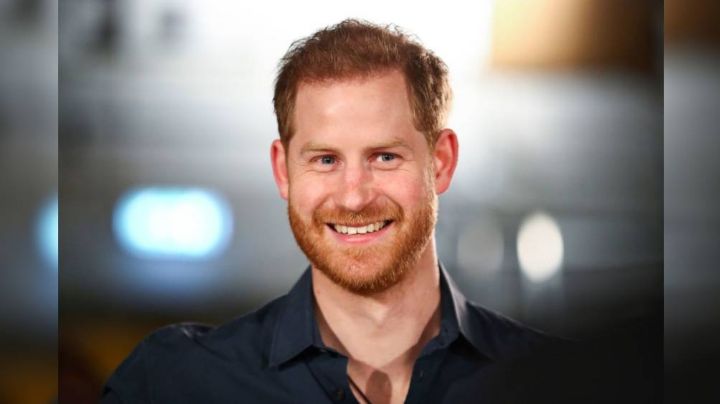 Famoso vecino del Príncipe Harry afirma que luce un irreconocible cambio de 'look'