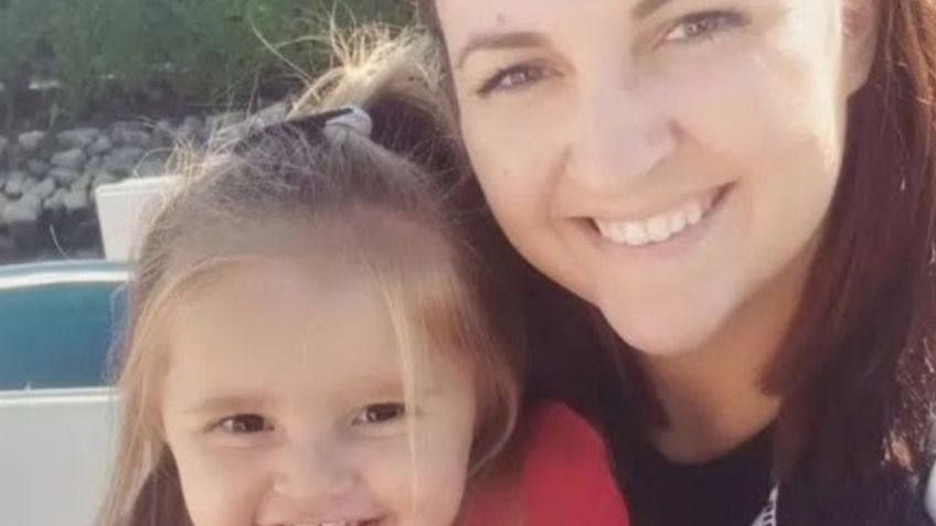 Por equivocación, niña ventila públicamente comprometedoras fotos de su mamá de Snapchat