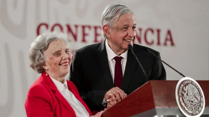 Elena Poniatowska: "Las mañaneras son un abuso de poder presidencial"