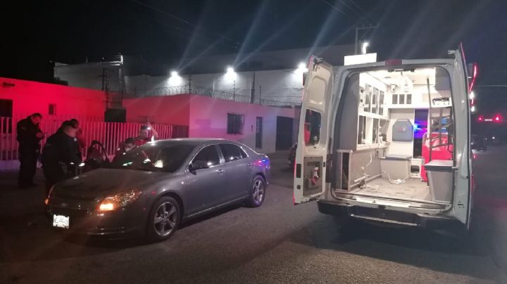 Obregón: Hombre recibe cuchillazos en la Municipio Libre;  lo trasladan a un hospital