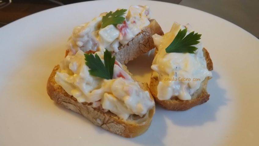 ¿No sabes qué preparar para la tarde de series? Este 'snack' de surimi cremoso podría ser una gran opción