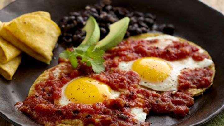 ¡Un desayuno digno de reyes! Estos huevos rancheros te robarán el aliento