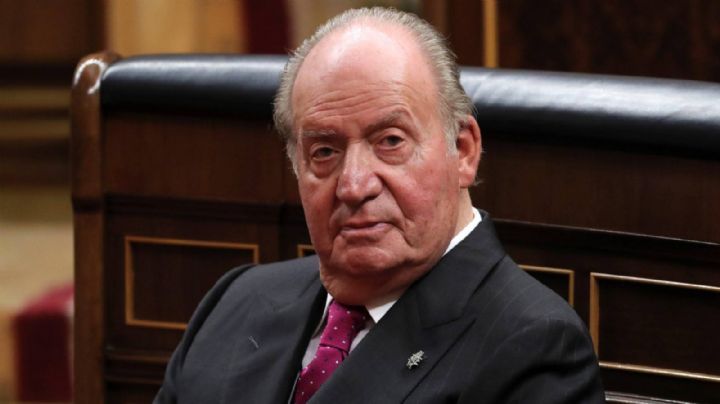 Funcionarios del Gobierno quieren retirar el título de 'Rey' a Juan Carlos I de España