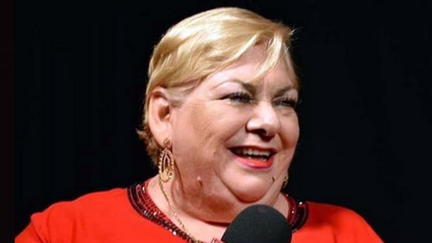 Paquita la del Barrio se registra como precandidata a diputada y hasta canta en el evento