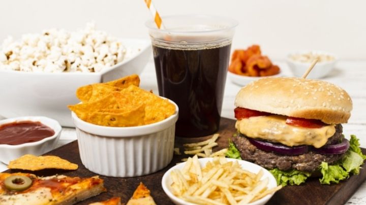 ¡Ayúdalo a dejar la comida chatarra! Guía práctica para que tus hijos coman sano