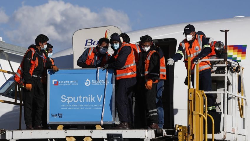 Llegan a Bolivia las primeras 20 mil vacunas contra Covid-19 de Sputnik V
