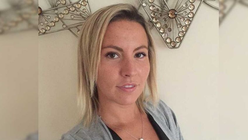 Una profesora casada y con hijos, abusa de uno de sus alumnos; estaba obsesionada con él