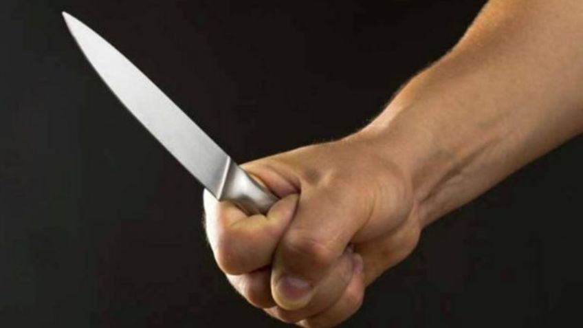 Hombre asesina a 'cuchillazos' a un exmilitar; era el amante de su esposa