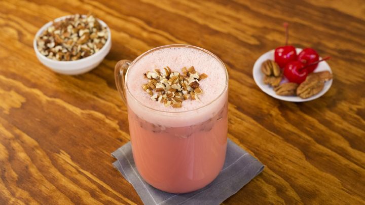 ¡Sorprende a todos este Día de la Candelaria! Prepara este atole de beso de ángel