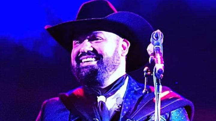 Vocalista de Intocable aclara la polémica de su vacunación: "No fue por palancas"